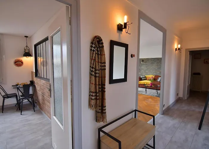 Les Berges Du Cher Апартаменты Монлюсон