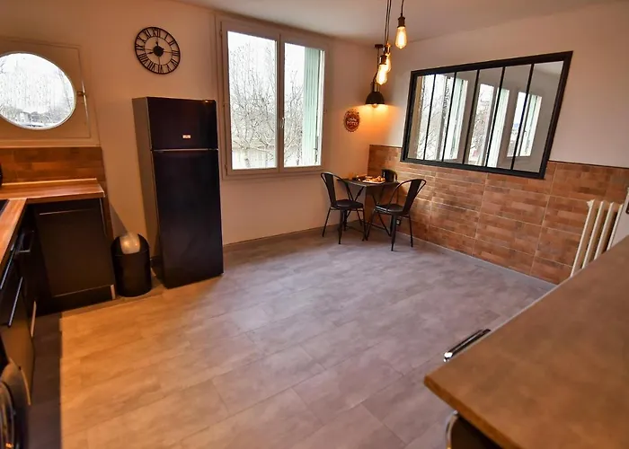 Les Berges Du Cher Апартаменты *